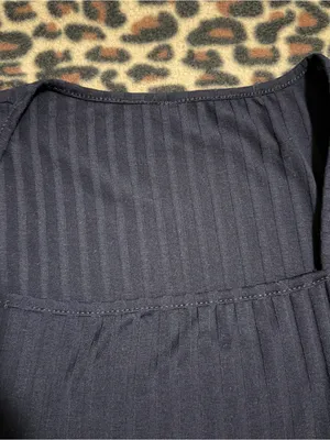 2000s style square neck dark navy blue ribbed very cropped long sleeve crop top thumbnail 4