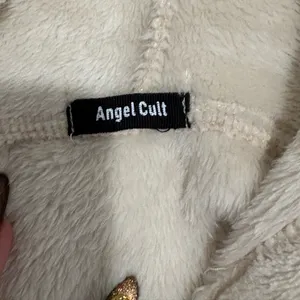 Angel Cult Women’s Cream Hoodie With Hearts Size S thumbnail 6