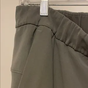 lululemon athletica Women's on the fly pants Joggers thumbnail 3
