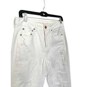 AMERICAN EAGLE Hi-Rise Tomgirl Denim‎ Jeans Size 6 Long White Distressed NEW thumbnail 2