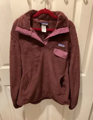 Patagonia Fleece Pullover in Plum with Mauve Accents thumbnail 1
