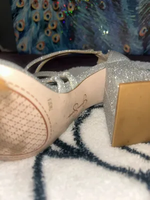 Jessica Simpson Silver Glitter Strappy Block Heel Sandals Size 7 thumbnail 9
