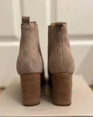 Marc Fisher Booties thumbnail 4