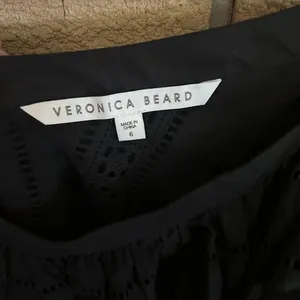 Veronica Beard Cruz Eyelet Top One Shoulder Ruffle Shirt Size 6 Casual thumbnail 3