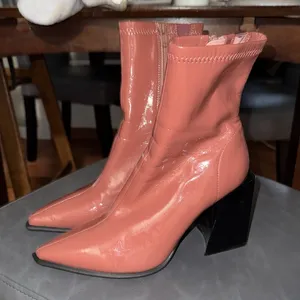 Jeffrey Campbell LA Siren Bootie Dark Rose Patent Ankle Boots Size 7 thumbnail 2