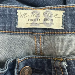 We The Free People Irreplaceable Flare Jeans Womens 28 Blue Button Fly‎ Raw Hem thumbnail 5