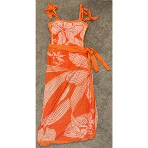 NWOT Orange Tropical Floral One Piece Swimsuit & Sarong Set Size M Resort thumbnail 10