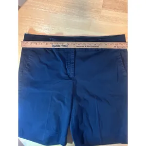 Ann Taylor Devin Fit Bermuda Shorts Womens Size 16 Black Stretch Cotton Blend thumbnail 11