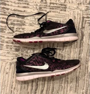 Nike Free women's size 8 TR Fit 5 black/purple/silver running sneaker thumbnail 1