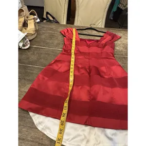 Hellessy Emily Dress‎ In Red With Contrast White Shirttail Hem Size 4 Crimson thumbnail 13