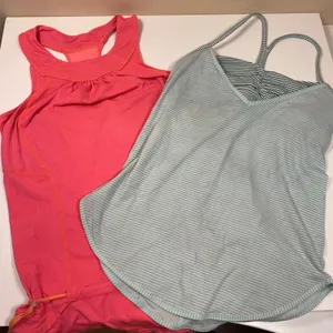 Bundle of 2 Lululemon Workout‎ Tank Tops Size 4 thumbnail 1