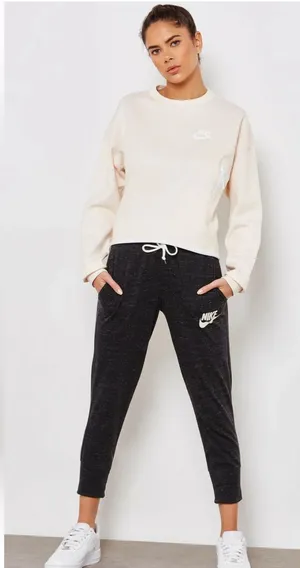 Nike Tech Fleece Pullover Sweatshirt thumbnail 1