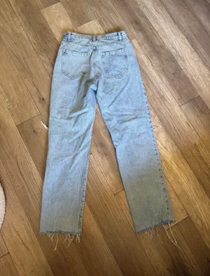 Garage Jeans Ripped Light Wash thumbnail 2