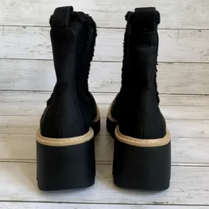 NEW Dolce Vita Women's Vinny Cozy‎ Fur Lined Lug Sole Platform Boots in Black thumbnail 5