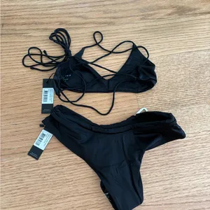 Lioness bikini thumbnail 3