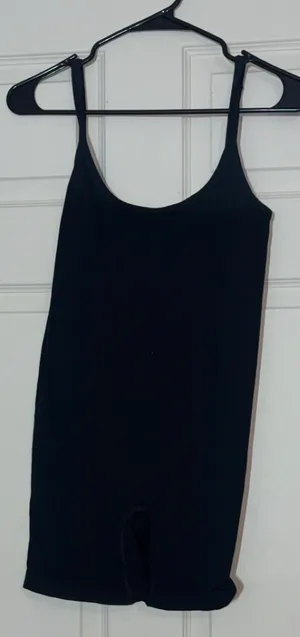 Boutique Work out romper thumbnail 1