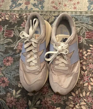 New Balance Shoes thumbnail 1