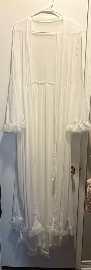 SheIn Wedding Getting Ready Robe thumbnail 1