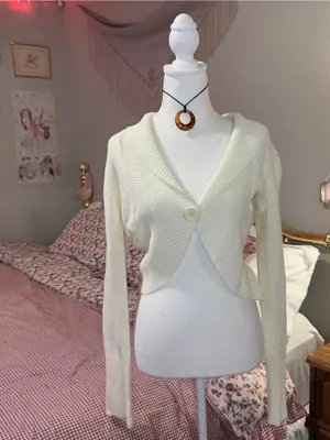 Y2K Women’s Cream Cropped Button-Front Sweater thumbnail 10