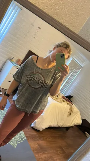 Pink Floyd Band T-Shirt thumbnail 2