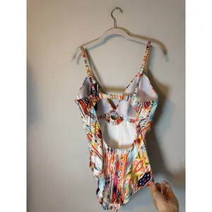 LA BLANCA 'Desert Dream' Twist Keyhole 1-Piece Swimsuit Size 14 Multi $130 NWT thumbnail 4