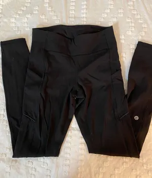 Lulu lemon Leggings With Pockets thumbnail 1