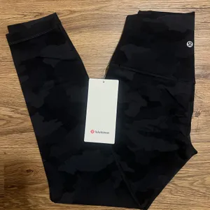 Lululemon Align™ High-Rise Pant 25" thumbnail 2