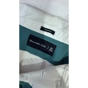 Abercrombie & Fitch Cropped Rugby Polo Women’s X Small Oversized Green And White thumbnail 5