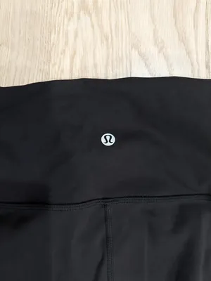 Lululemon Women's Black High Rise Stretch Leggings Sz 6 Yoga Athletic thumbnail 5