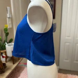 Blue top Blue thumbnail 2