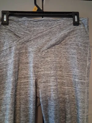 PINK Victoria's Secret v-cut front waist line tweed leggings in gray size large. thumbnail 5