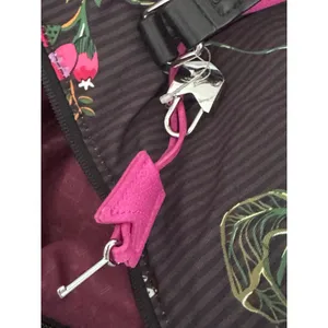 Vera Bradley Airy Floral Midtown Travel Bag has a luggage tag‎ accessory thumbnail 5