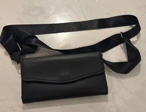 A New Day Crossbody Wallet Black Crossbody Bag thumbnail 1