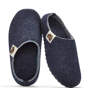 Gumbies Outback Indoor Outdoor Felt Slippers Womens 10 Mens 9 Dark Gray NWOT thumbnail 1