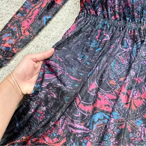 Free People Women’s Giselle Velvet Jumpsuit V-Neck Wide Leg Fairy Dark Combo L thumbnail 11