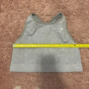 Gymshark Adapt Animal Seamless Sports Bra Womens Medium Gray High-Neck Crossover thumbnail 6