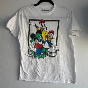 Disney Mickey Donald Goofy Retro 90s Style Graphic Tee White T-Shirt Size M thumbnail 1
