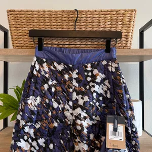 NWT The North Face Mid-Rise Insulated Quilted Circaloft Pant Cave Blue Print, XS thumbnail 3