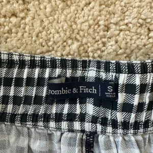Abercrombie & Fitch Checkered Tie Skort thumbnail 3