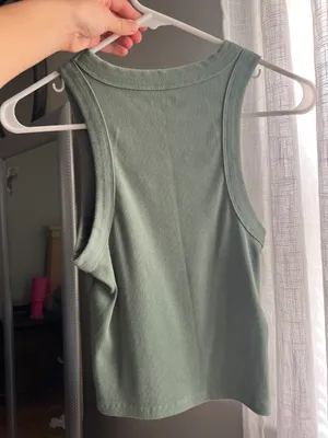 Old Navy Tank thumbnail 3