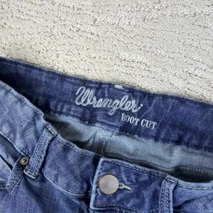 Women's Wrangler 9x34 Dark Wash‎ Bootcut Western Jeans thumbnail 5