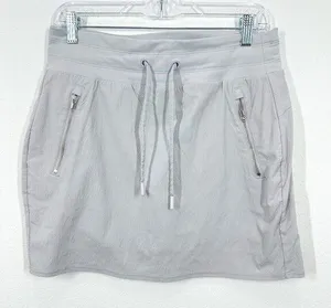 Athleta‎ Size 4 Light Grey Mini Skort Casual Athleisure Travel Errands Comfort thumbnail 1