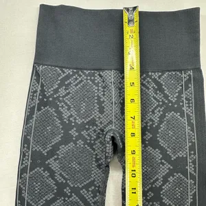 lululemon athletica Black Snake-Print Seamless Leggings thumbnail 5