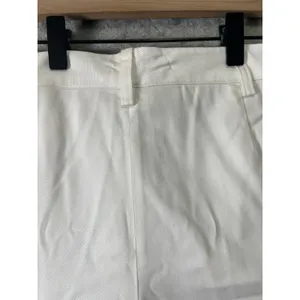 Alice +‎ Olivia Pleated Cuff Shorts Off White High Rise Tailored Size 12 Classic thumbnail 4