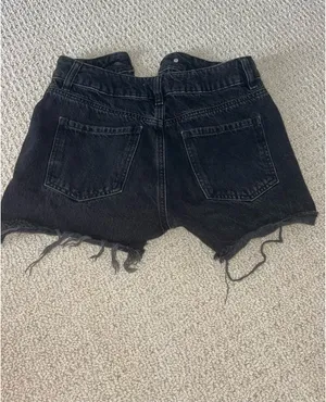 Garage Denim Shorts Black thumbnail 2