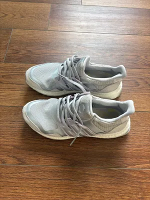 Ultraboost Adidas thumbnail 2