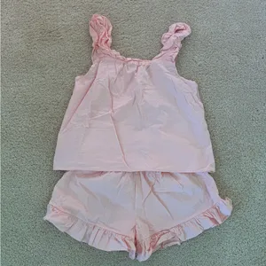 Amazon Pink Ruffle Tank Top and Shorts Set thumbnail 3