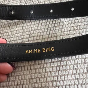 Anine Bing Women's Nicola Leather Belt in Black thumbnail 7