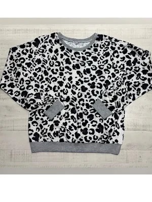 Leopard Print Women's Pajama Set thumbnail 4