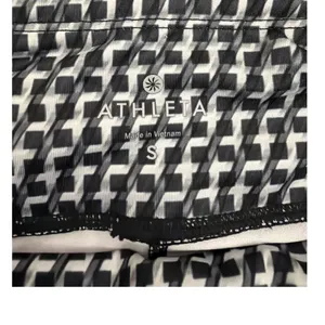 Athleta Active Vivid Velocity Black White Athletic Bike Shorts Size Small thumbnail 3